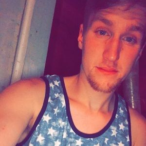 Meet your Posher, Dominic